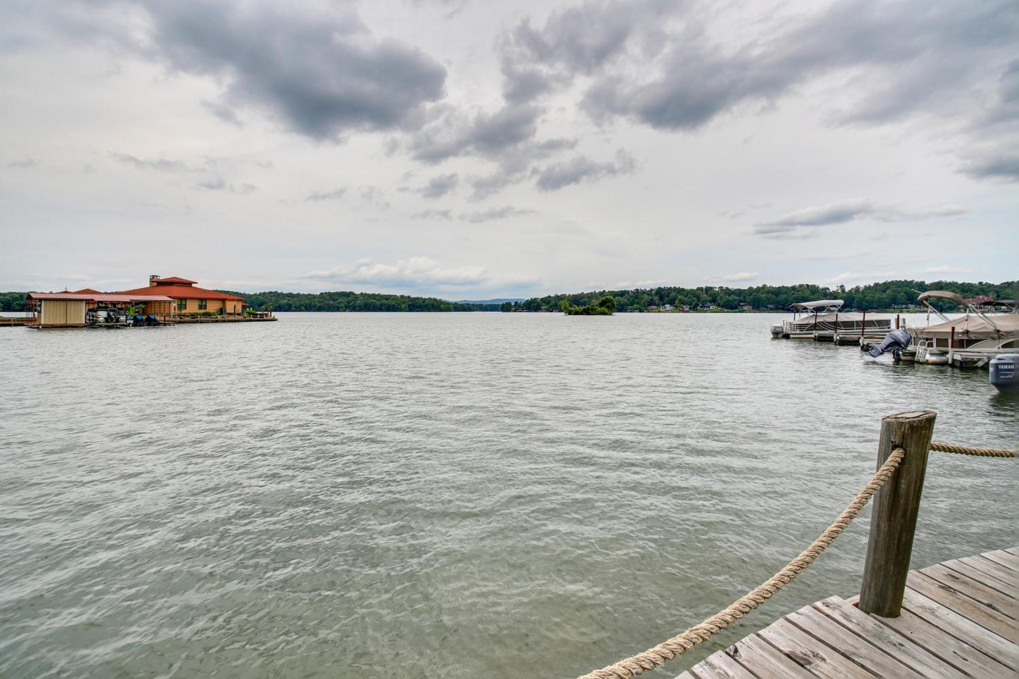 Spacious Hot Springs Penthouse Stunning Lake View Kültér fotó